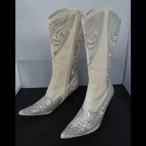 Helen’s Heart White / Silver Sequined Boots Size 7